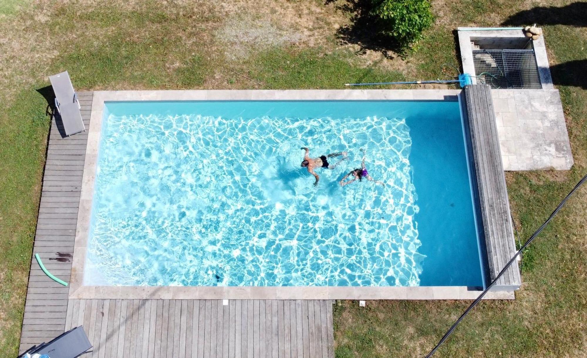 Hotel Les Garennes Saint-Uze Zewnętrze zdjęcie