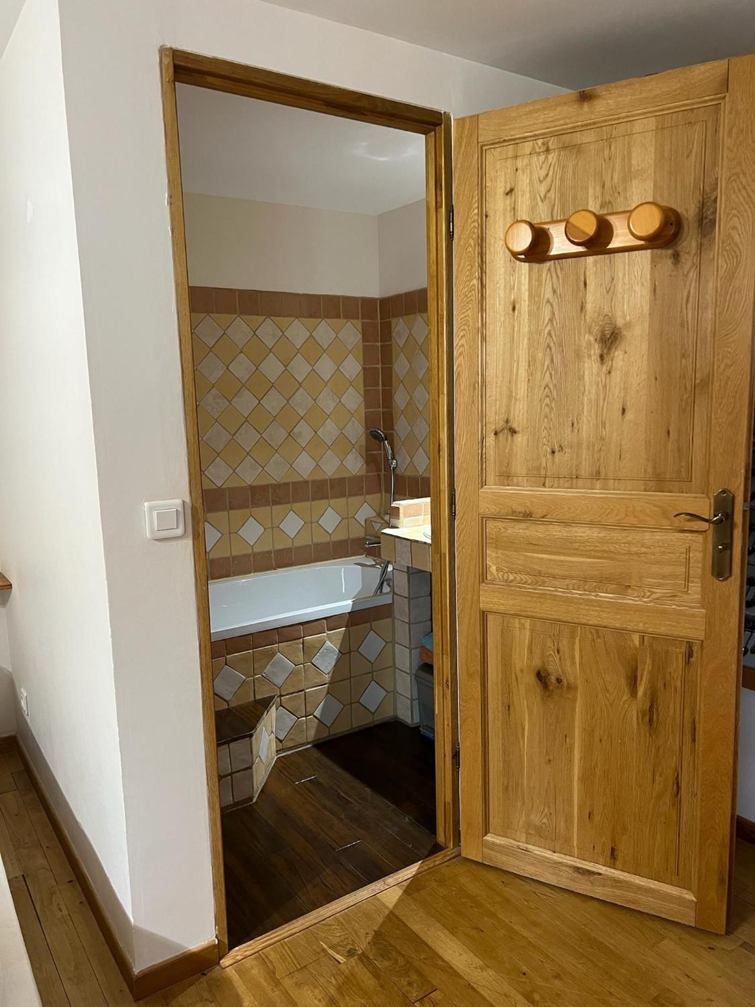 Hotel Les Garennes Saint-Uze Zewnętrze zdjęcie